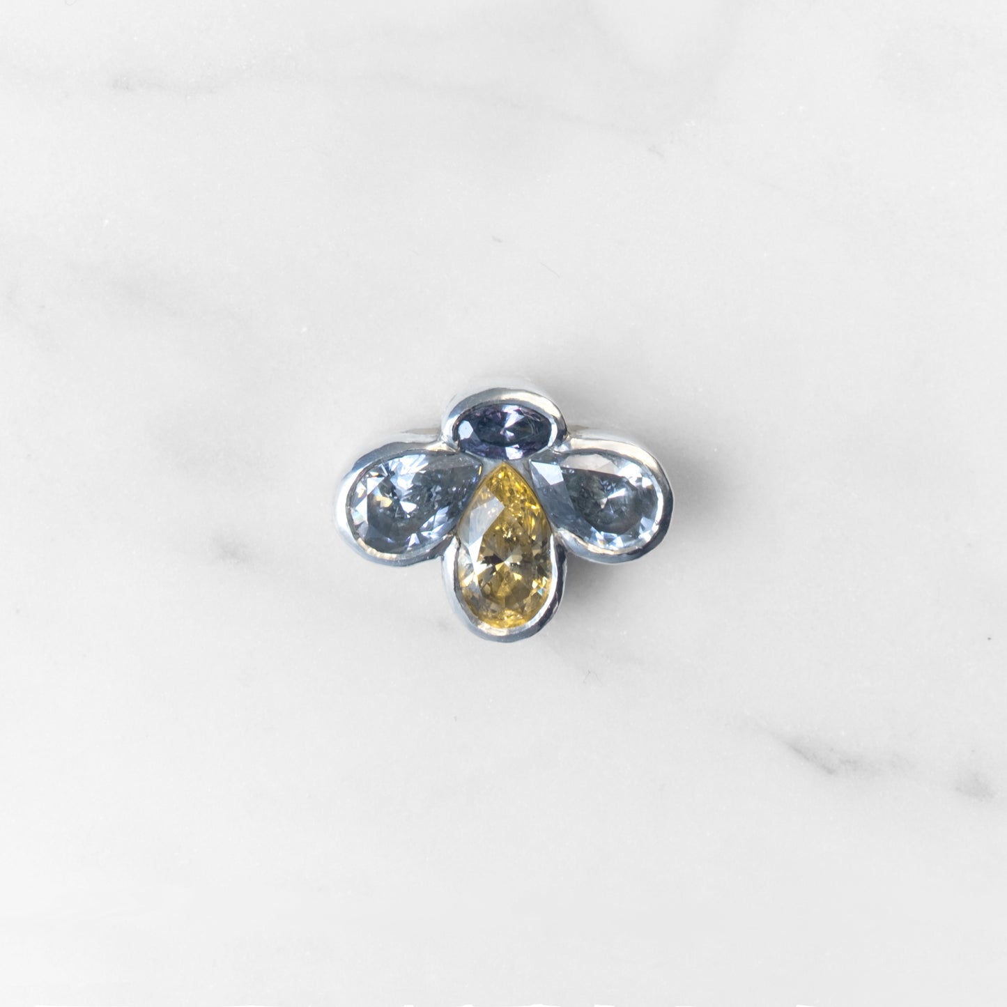 BEE SILVER PENDANT